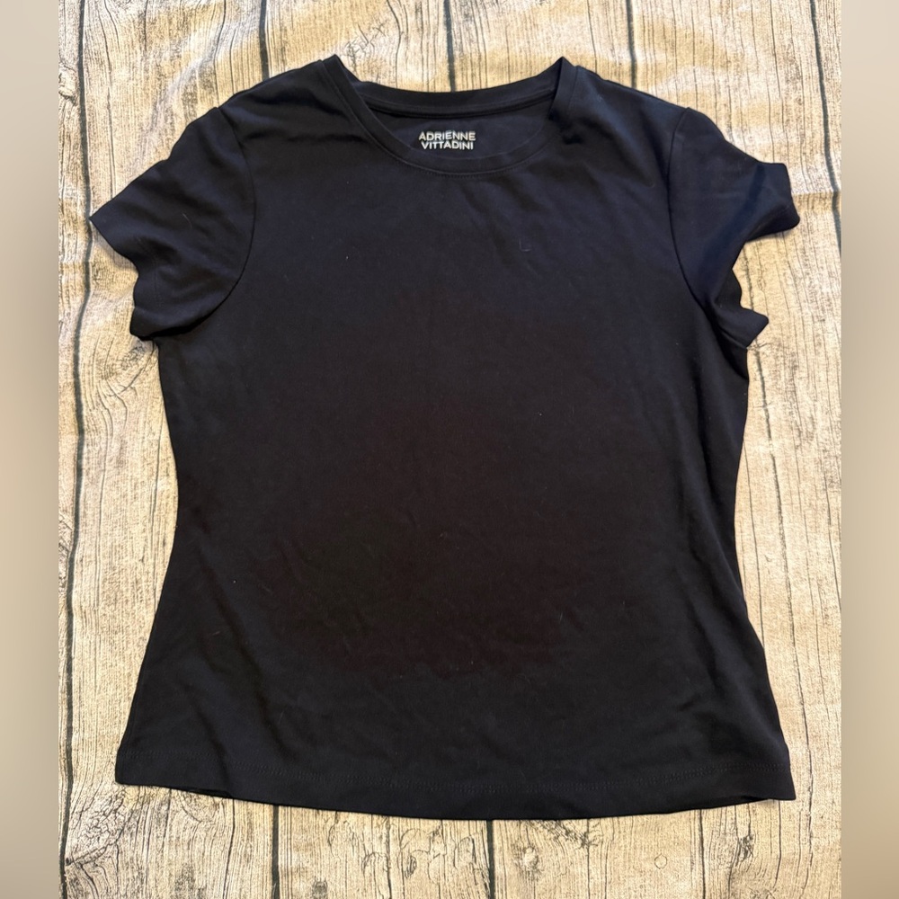 Adrienne V short sleeve tee. Black. Form fitting, thick comfortable material